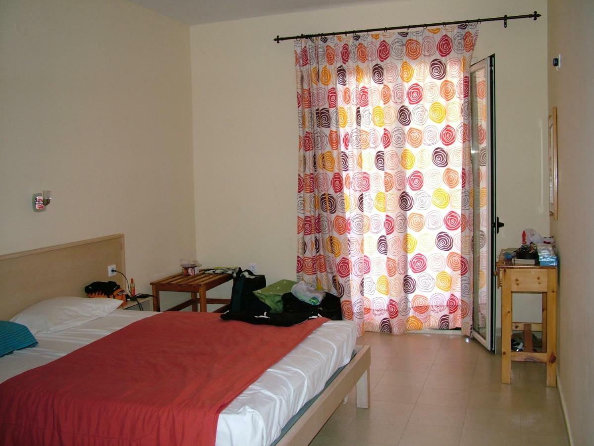 Appart hôtel Kamari Akharavi